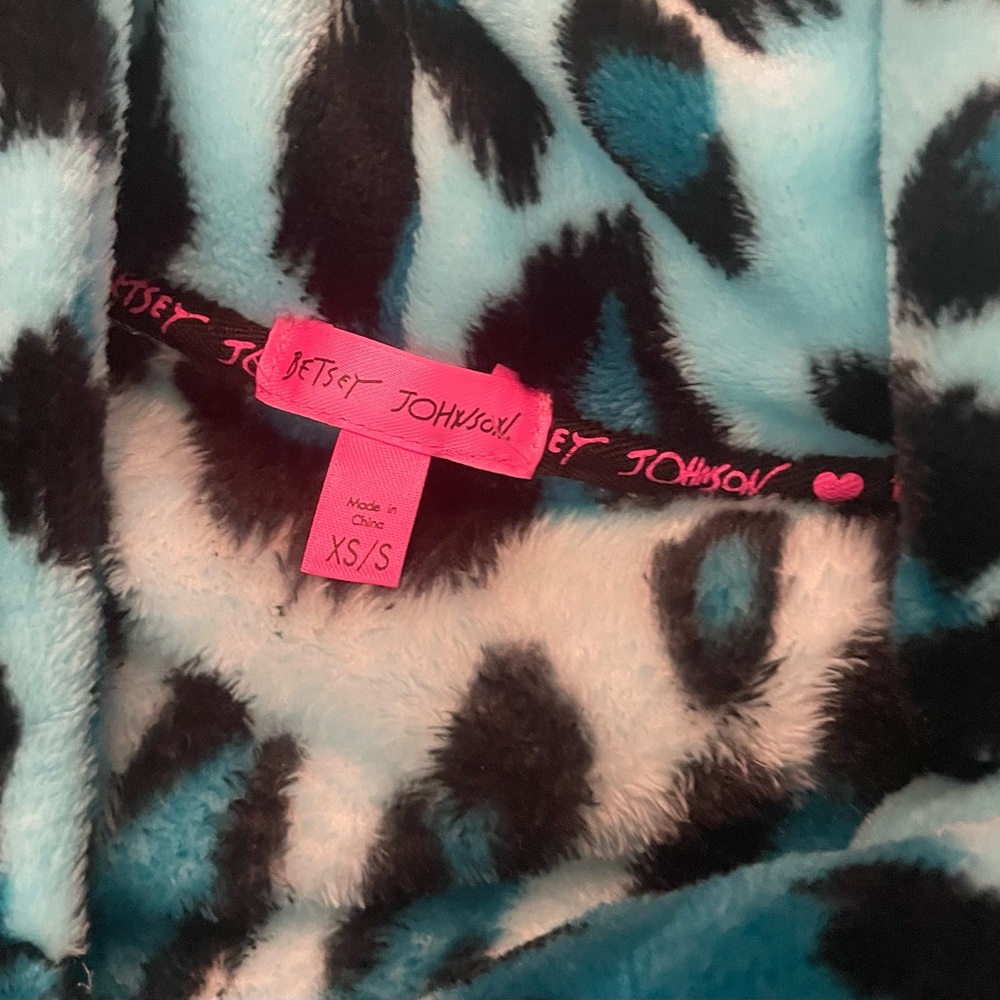 Betsey Johnson Leopard Print Turquoise and Black Fuzzy Robe XS/S - Picture 3 of 3